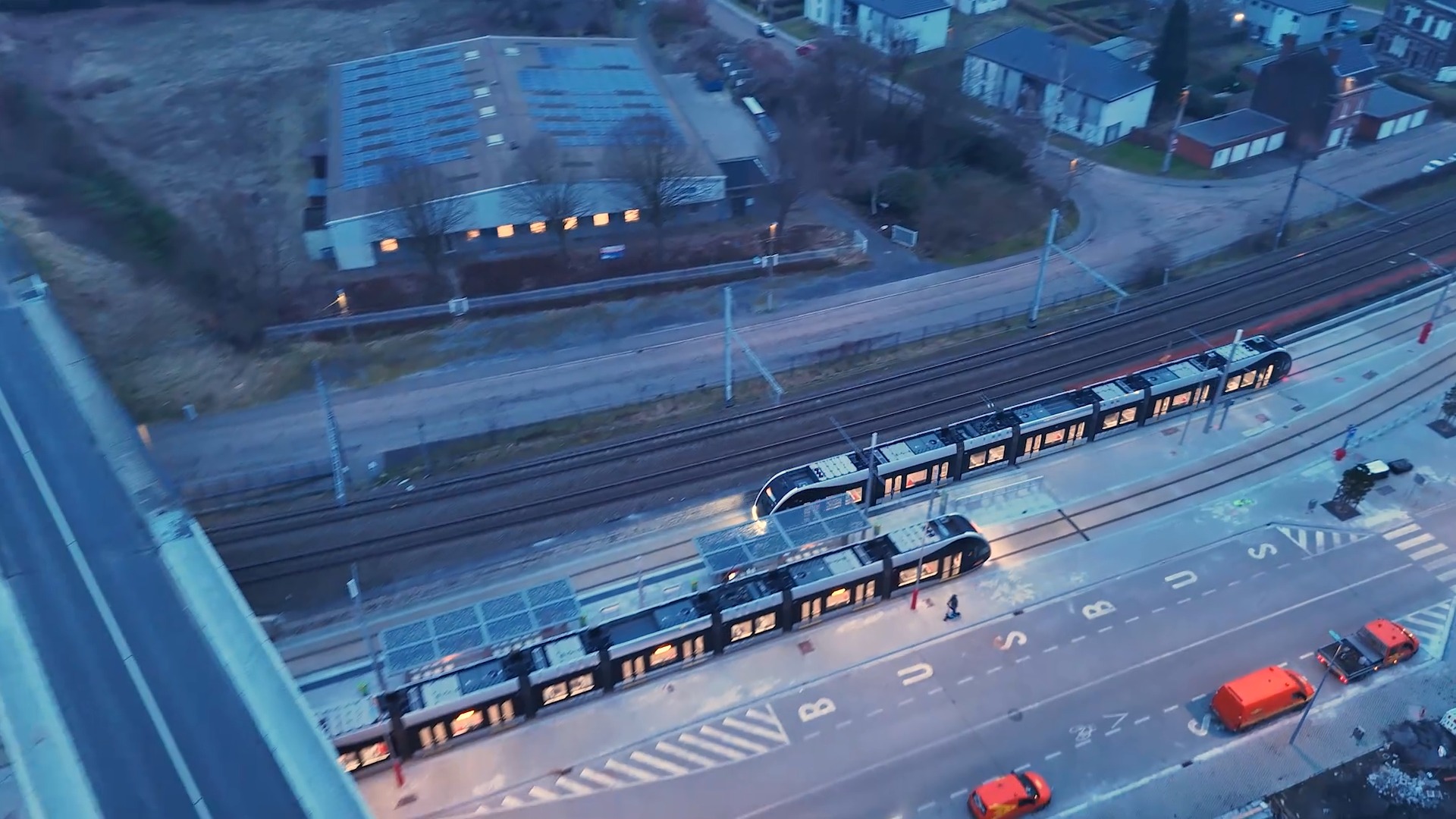 18 rames sur la ligne du tram et la marche à blanc confirmée