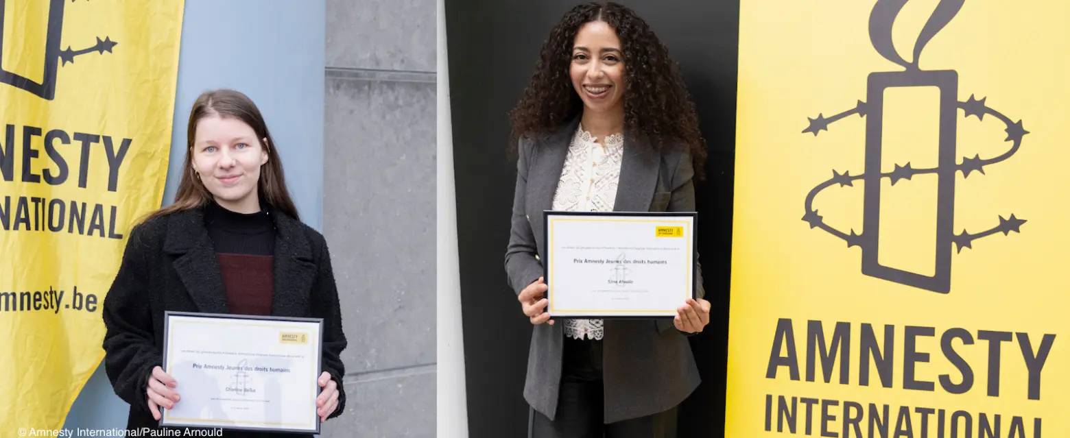 Sana Afouaiz et Charline Bellot récompensées par le Prix Amnesty Jeunes des droits humains