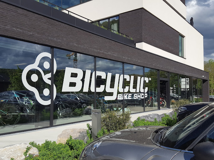 Le groupe Steveny rachète les magasins Bicyclic