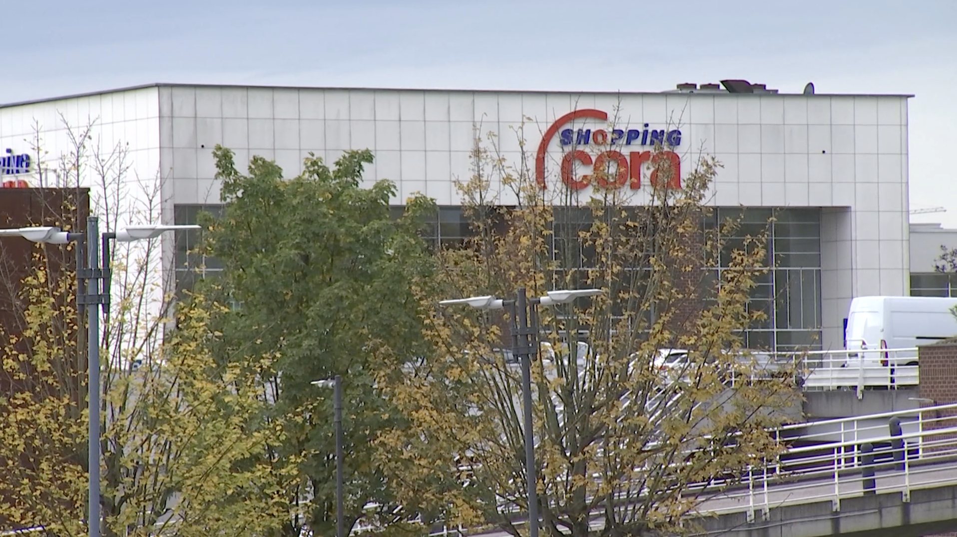 Les hypermarchés commenceront à être restructurés à partir du 30 septembre