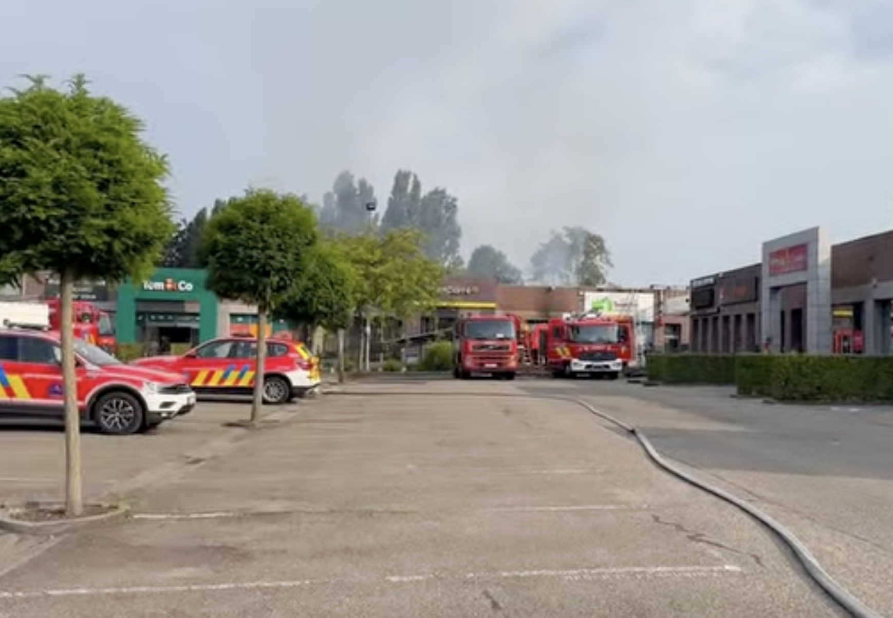 Quatre magasins détruits dans un incendie criminel