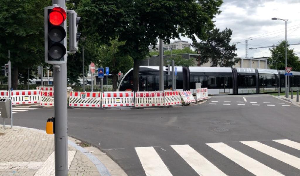 Tram En Commun S6#33 : le tram et les feux de signalisation
