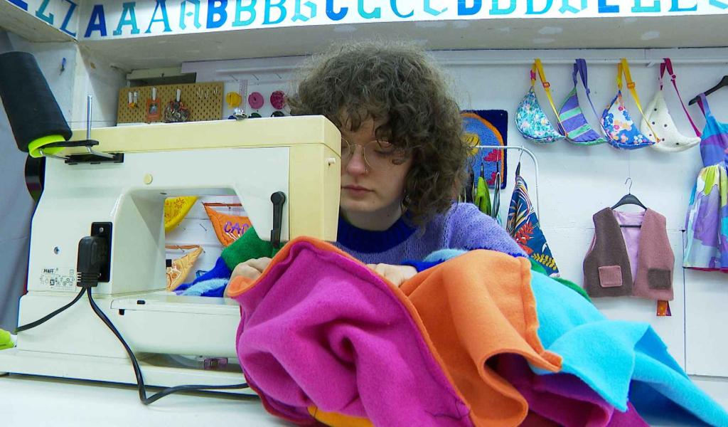 Avec Julia, jeune créatrice liégeoise, la tendance est à l'upcycling