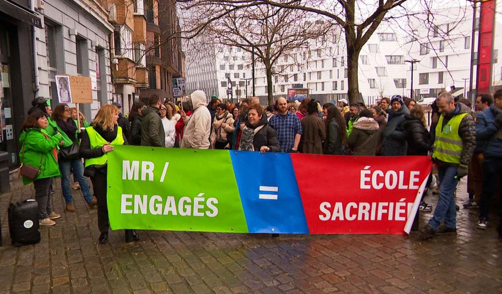 Grogne du monde enseignant: une semaine d'actions tournantes du 7 au 11 avril prochains