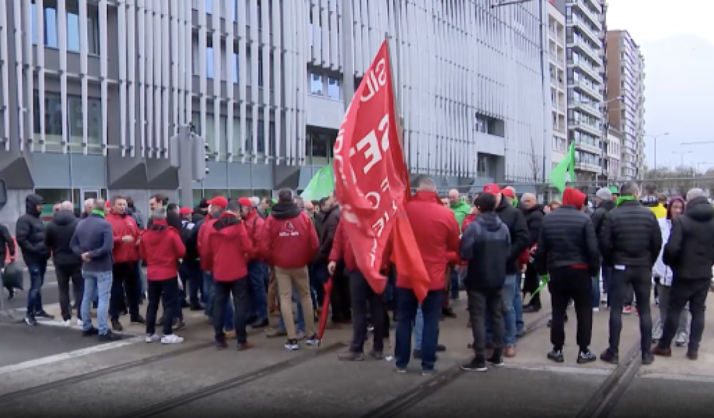 Les 500 travailleurs liégeois de Liberty Steel citent leur employeur en faillite