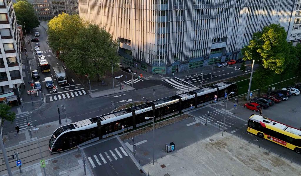 Tram : quelques incidents et retards lors du premier jour