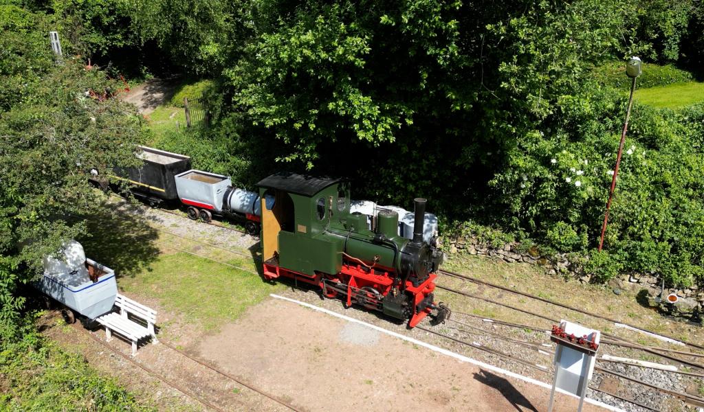 Une locomotive vapeur entièrement restaurée et en ordre de marche