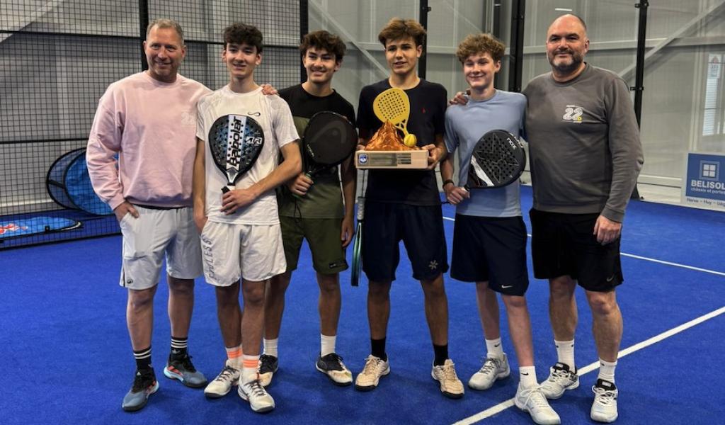 Le Squash22 récompensé pour son travail avec les jeunes en padel