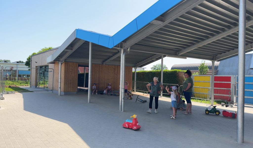 Deux nouvelles classes et deux nouveaux préaux à l'école communale d'Oreye