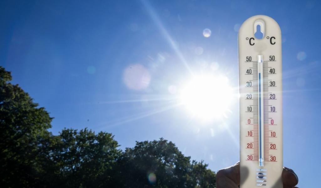 Phase d'avertissement "forte chaleur et pics d'ozone"