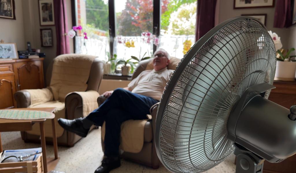Canicule : un coup de fil qui rassure les aînés