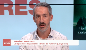 Boite à livres: Frédéric Angelucci, La légende de la gardienne: L'âme de l'univers (Le lys bleu)