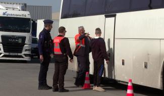 Contrôle surprise de poids lourds par la Police !