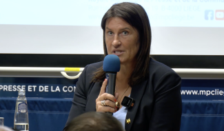 La ministre Jacqueline Galant met en danger les médias de proximité