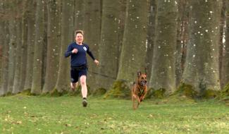 Canicross : Quand le sport renforce le lien homme-chien