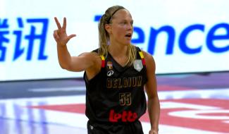 Julie Allemand, championne d'Europe avec les Cats : "C'est incroyable, on vit un rêve"