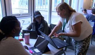 Les étudiants en blocus à l'hôpital de la Citadelle