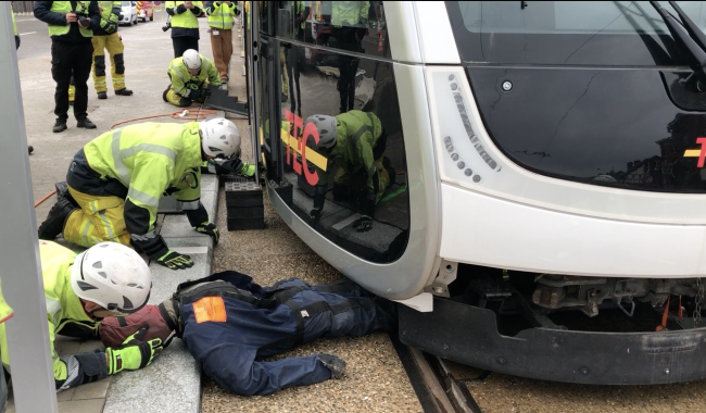 Tram en commun S7#22 : entraînements réguliers pour les pompiers sur la ligne du tram
