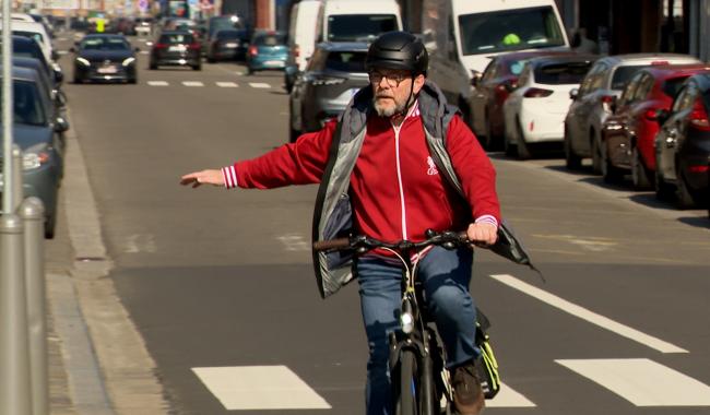 À vélo dans le centre-ville : comment se déplacer en sécurité ?