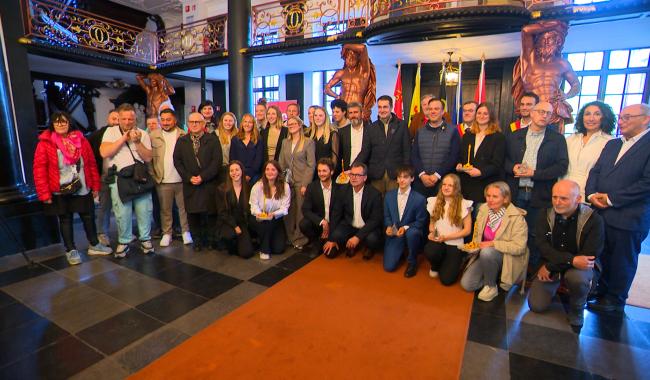 Lucie Napolitano et Arnaud Dely reçoivent le Perron d'or 2024