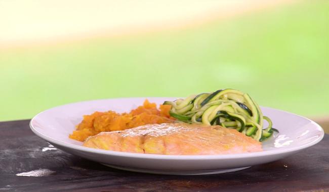 Saumon à la moutarde et à la cassonade