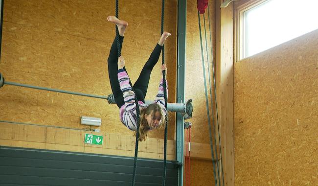Stage cirque et trapèze à Marchin
