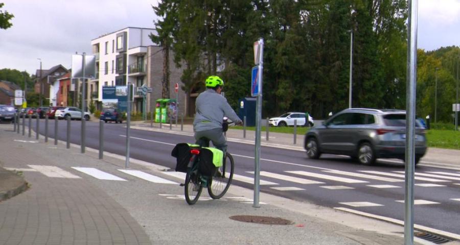 Baromètre de mobilité domicile-travail : le vélo progresse, la voiture règne toujours