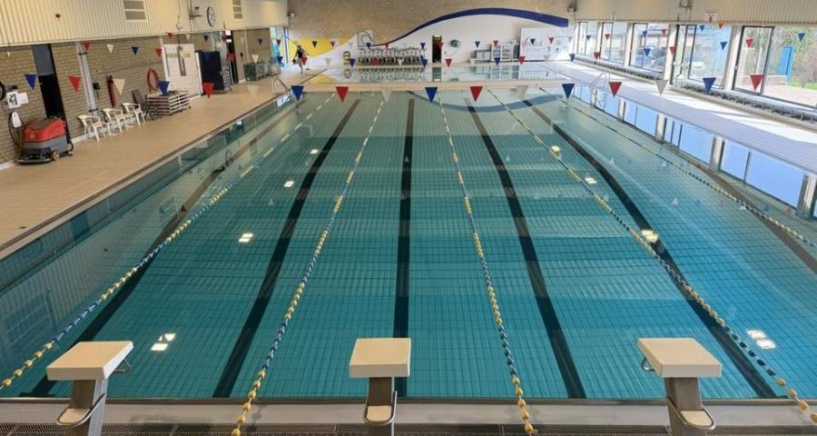 Après 3 semaines de fermeture, la piscine de Herstal a rouvert...
