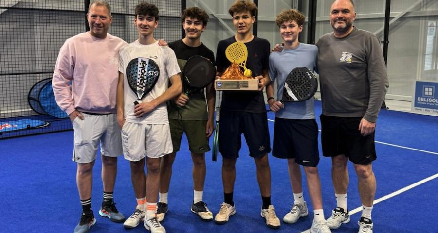 Le Squash22 récompensé pour son travail avec les jeunes en padel