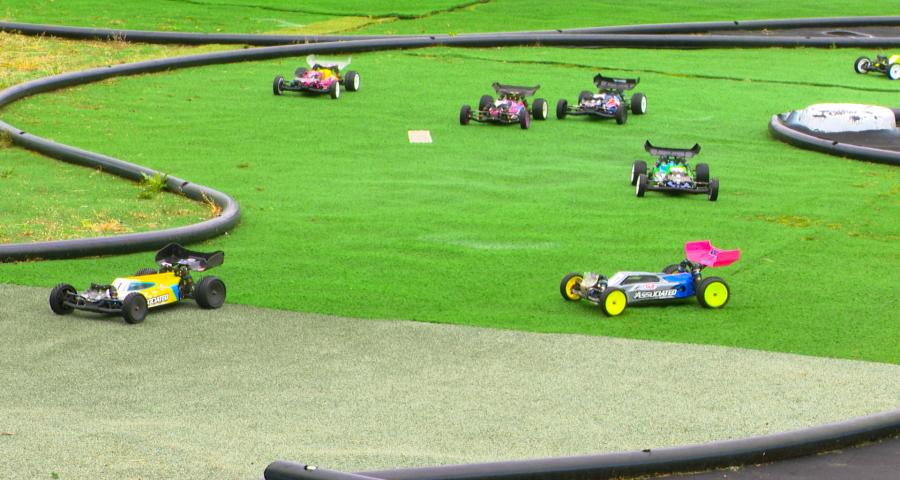 Modélisme : vitesse et passion en 1/10 avec le 2e challenge du Seraing Buggy Club