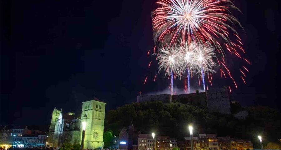Huy : pas de feu d’artifice, mais un spectacle haut en couleurs