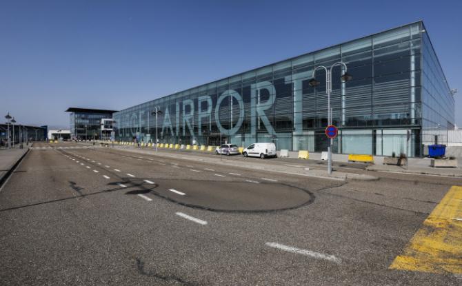 Fermeture de l'espace aérien belge en raison d'un problème chez skeyes