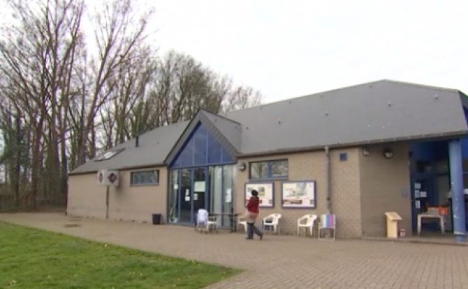 Le relais des migrants fermé: l'hygiène en péril 