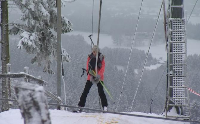 Fermeture de toutes les pistes de ski lundi en province de Liège