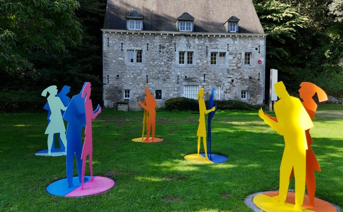 Les danseurs du parc SourceOrama