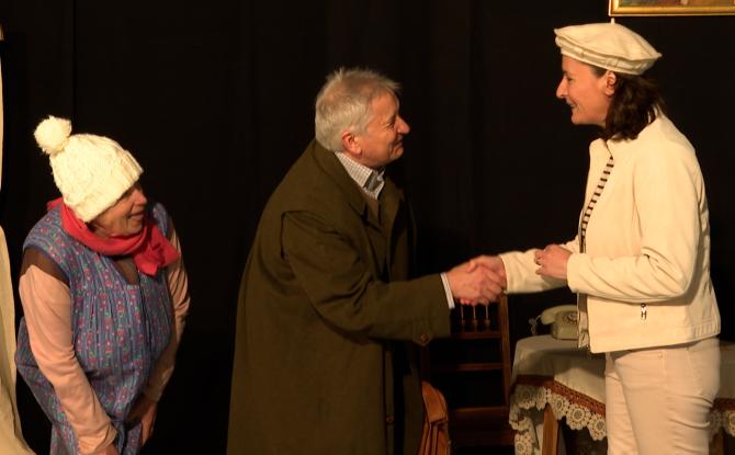 "L'héritière, une messe pour des patates" une nouvelle comédie de Gisèle Mariette avec Manue Happart et Didier Boclinville