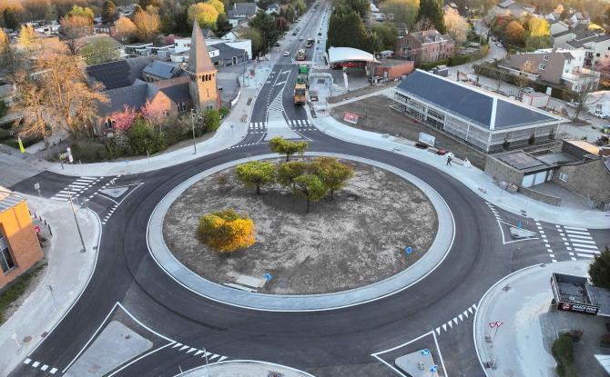 Ligne busway B2 : le rond-point du Sart Tilman est terminé