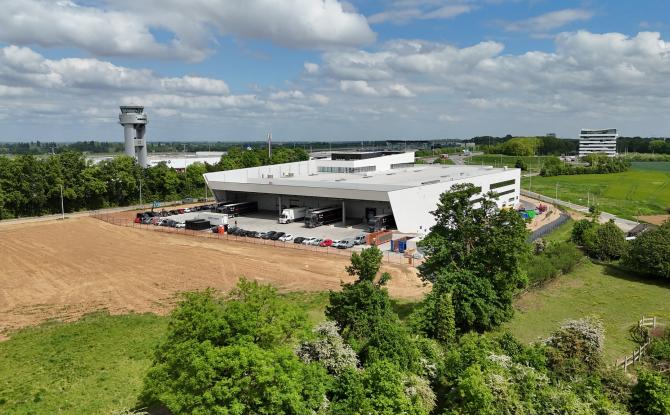Le team WRT rassemble toutes ses activités dans un atelier de 20 000 m² à Bierset