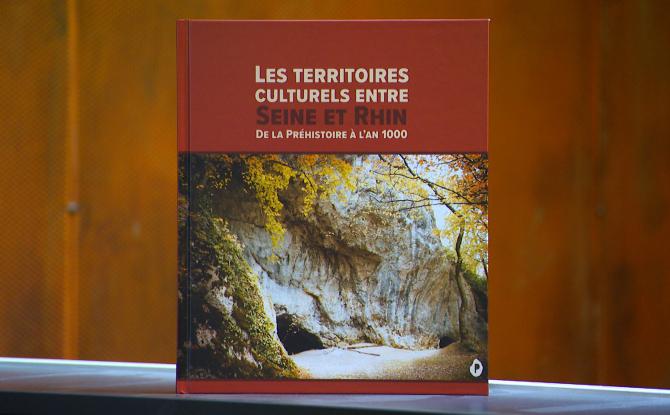"Le" livre de référence sur la Préhistoire