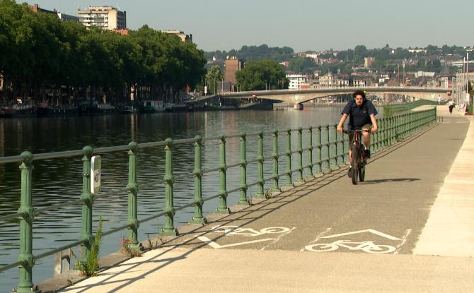 Mobilité vélo en Wallonie : Liège en tête de peloton